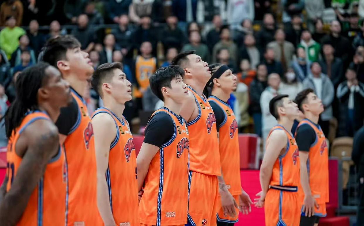 上海狂胜对手，展现强大实力的简单介绍