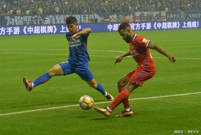 包含重庆斯威客场不敌恒大，状态下滑的词条