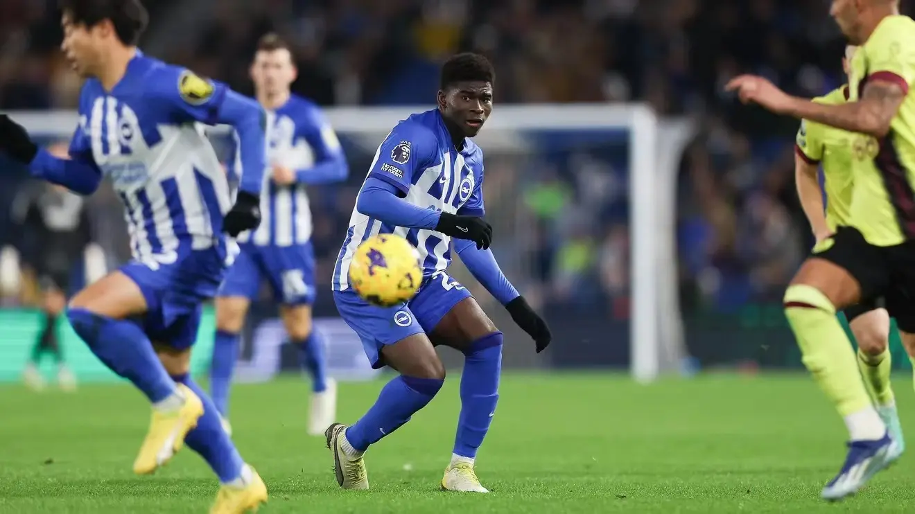 包含布莱顿客场不敌对手，保级压力加大的词条