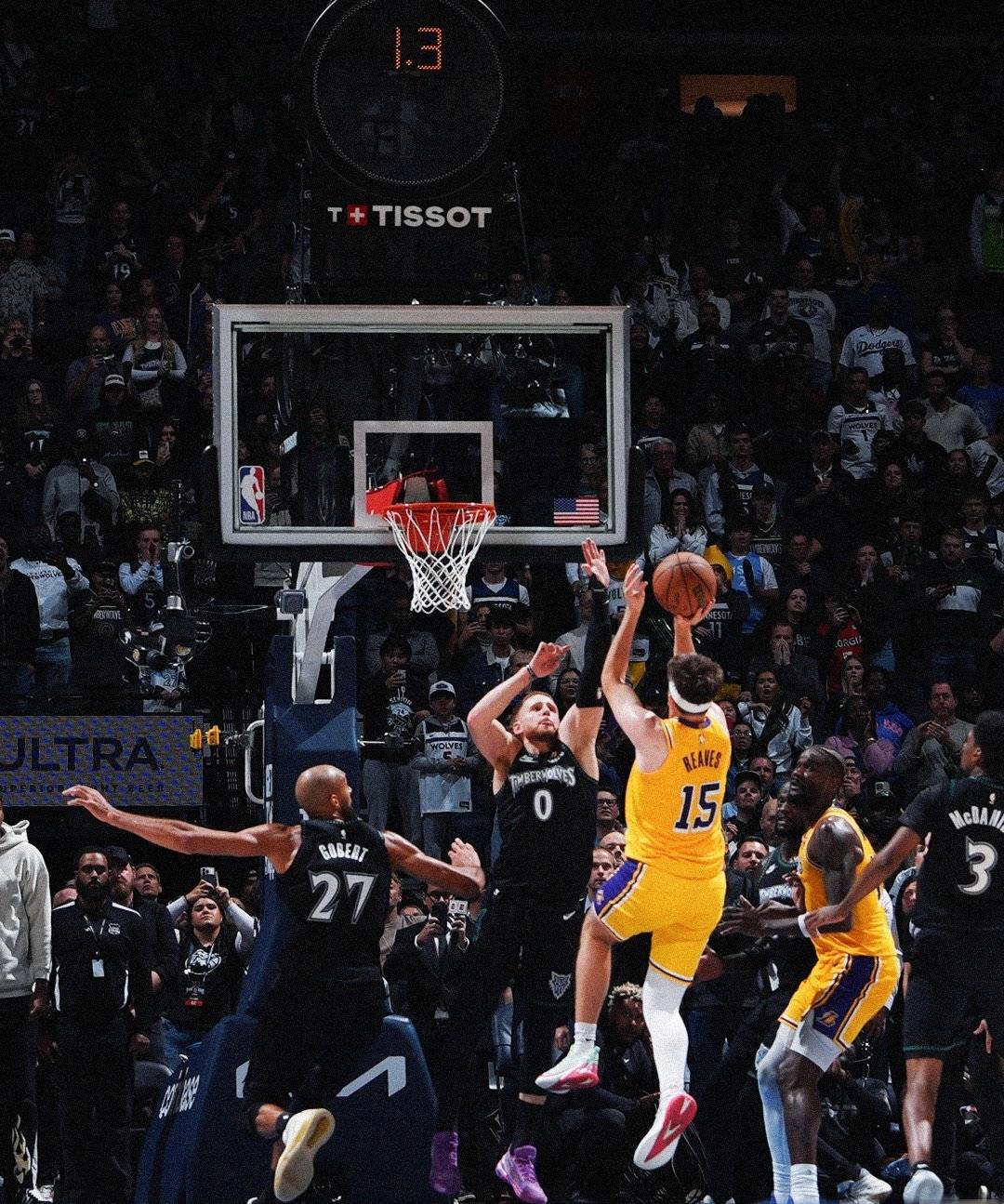 包含绝杀时刻!球员压哨得分,带领球队逆转的词条 包含绝杀时刻!球员压哨得分,带领球队逆转的词条