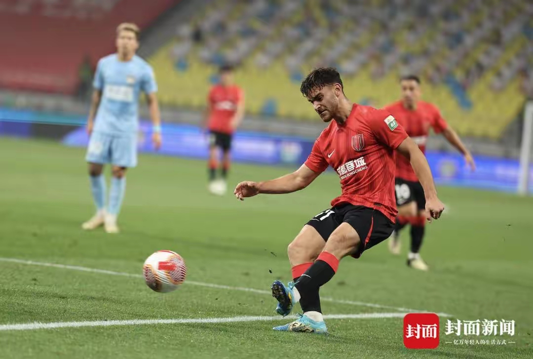 包含球队备战目标斗志满满，全力迎战实力强大对手的词条