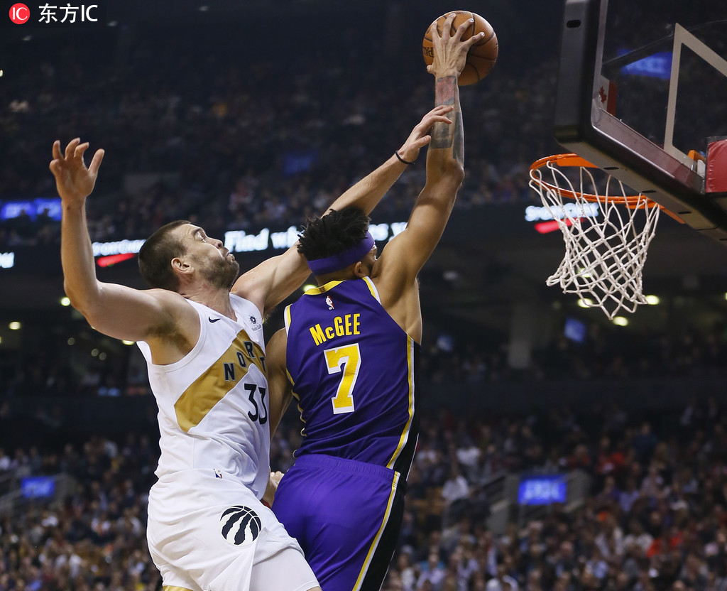 包含猛龙大胜雄鹿，伦纳德砍下分的词条