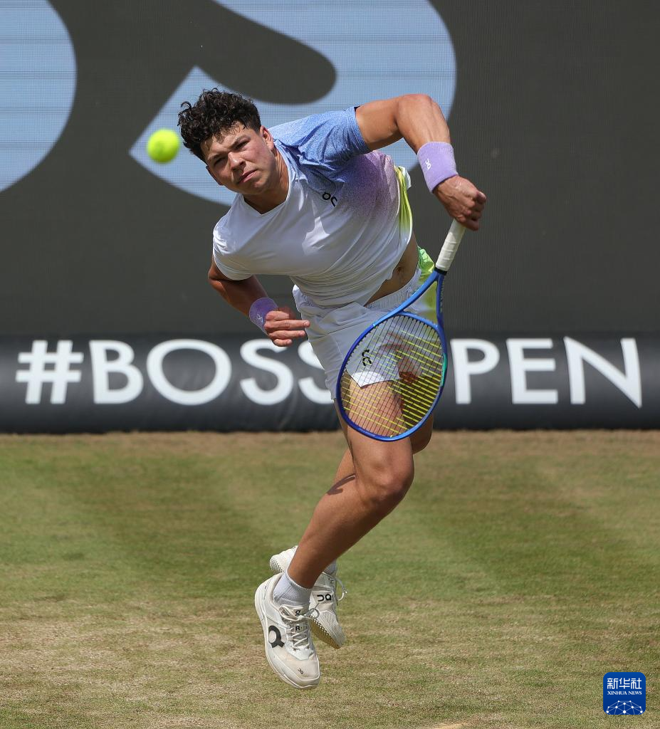 关于日本网球队险胜德国网球队，兹维列夫一己之力扛起全队的信息